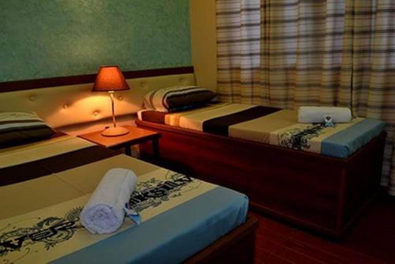 Twin Room with Private Bathroom