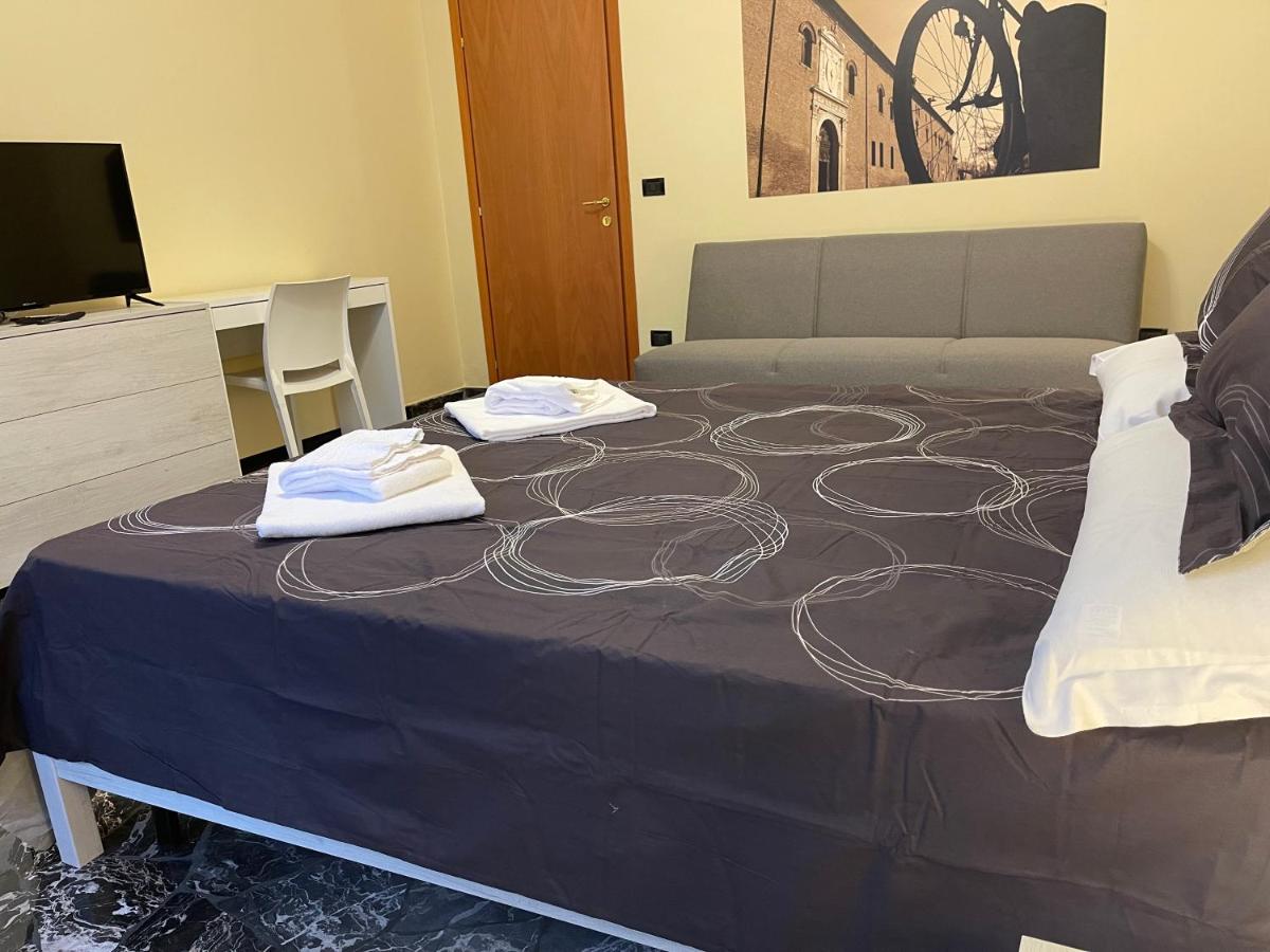 CameraCafè - B&B Ferrara