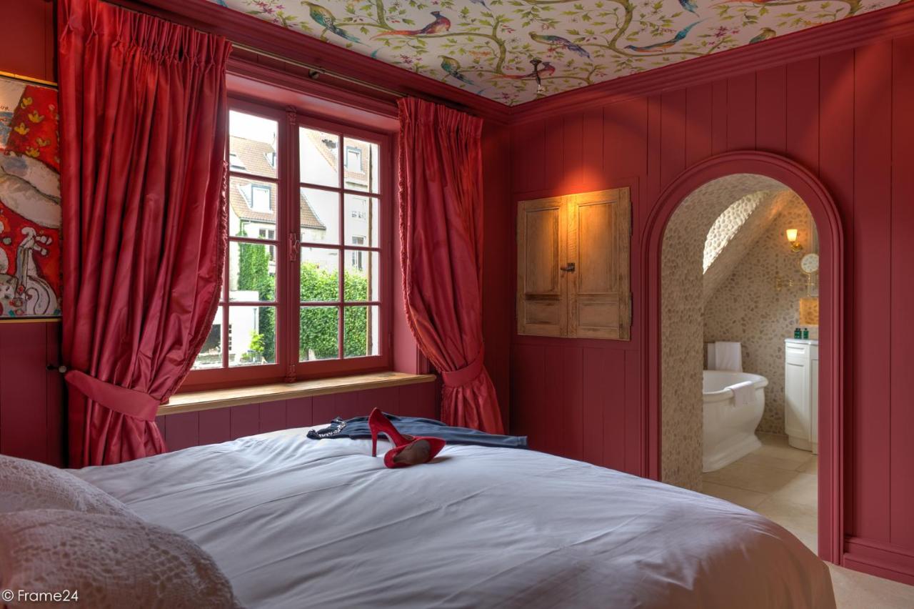 Junior Suite with Canal View