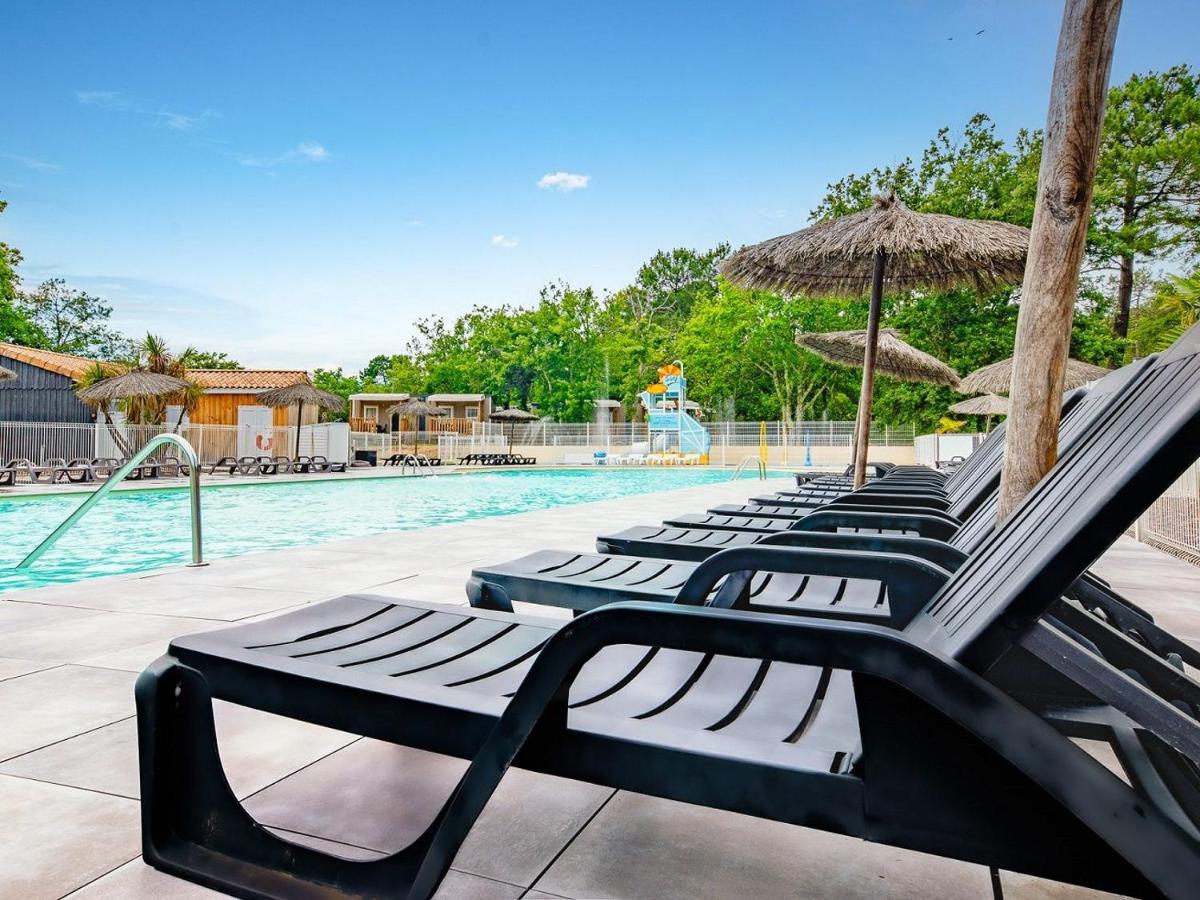 Camping Arès - B&B