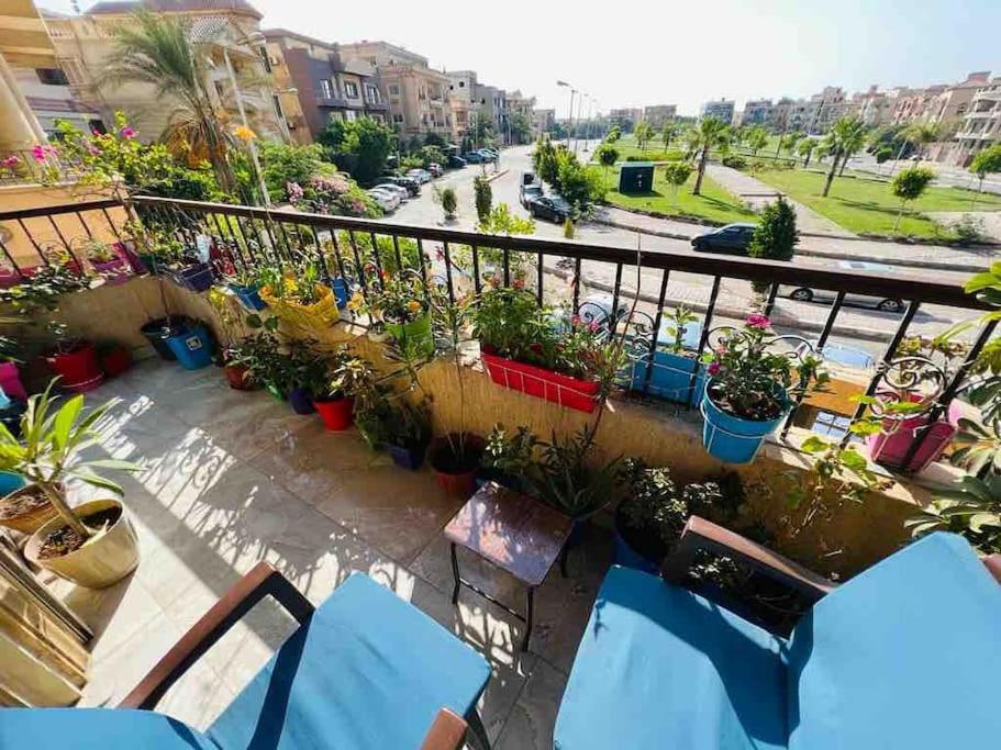 B&B El Cairo - Shared Apartment close to airport garden view منزل مشترك بالقرب من المطار مطل على حديقة - Bed and Breakfast El Cairo