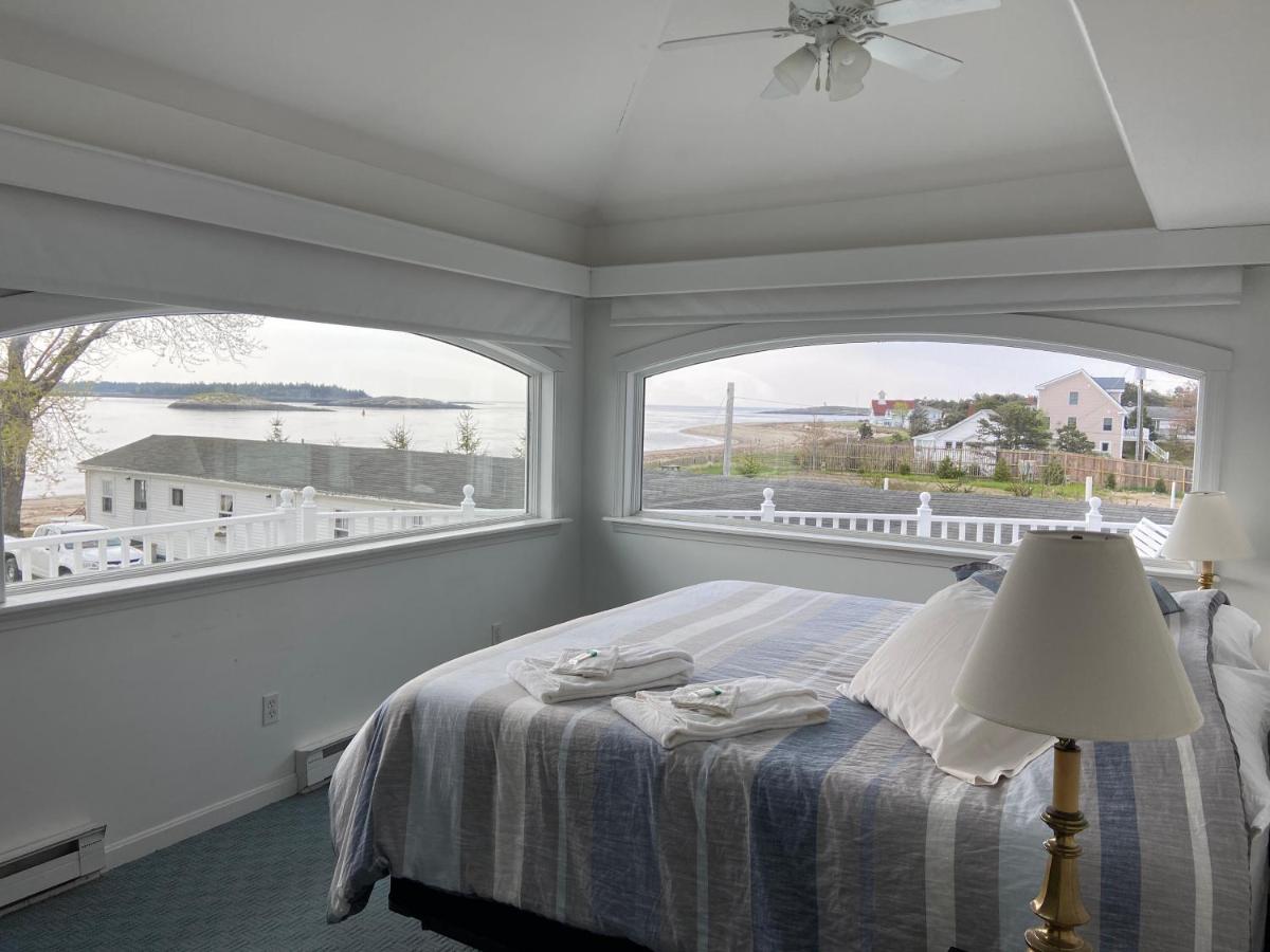 Superior Family Room