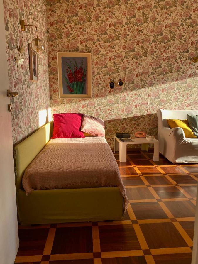 Via Roma a un passo dalle università! - B&B Sassari