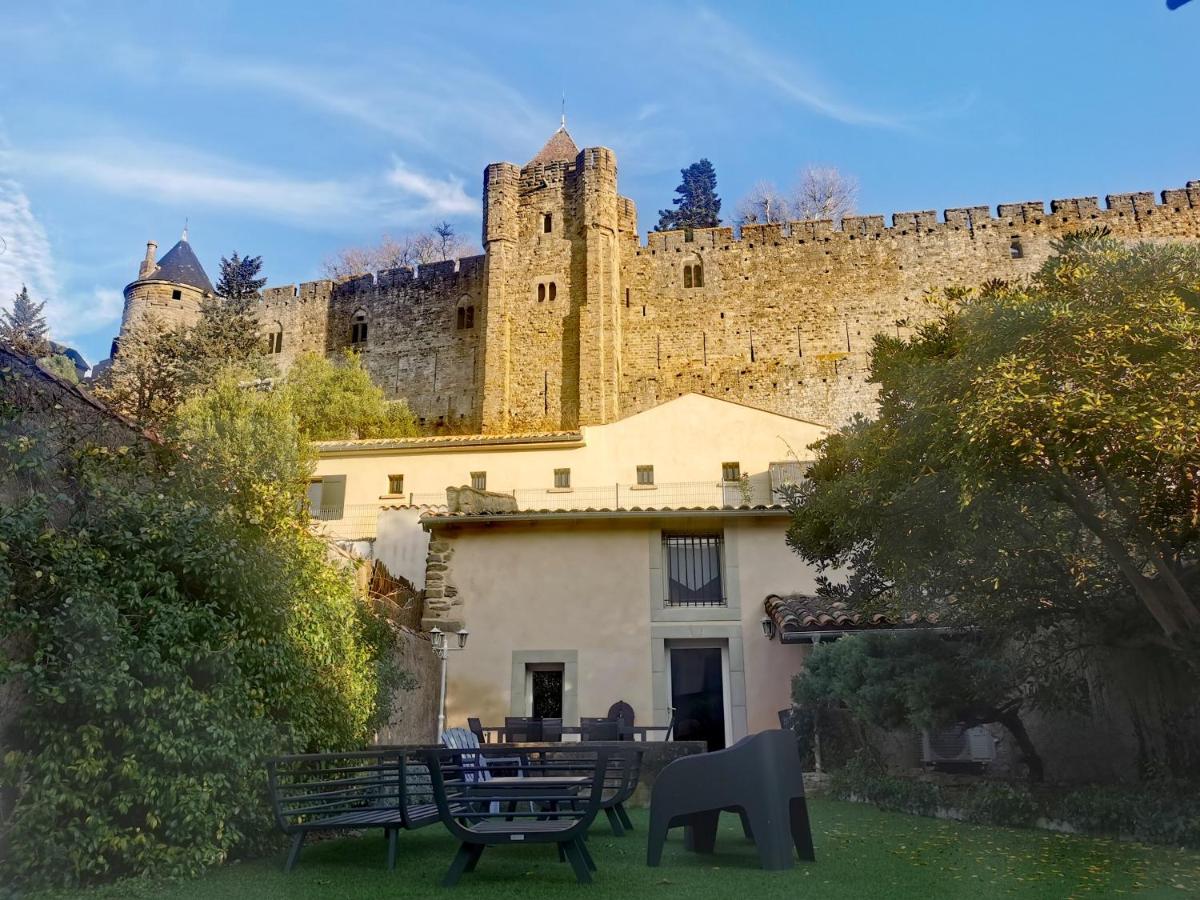 B&B Carcassonne - Le Petit Chai niché sous la Cité, - Bed and Breakfast Carcassonne