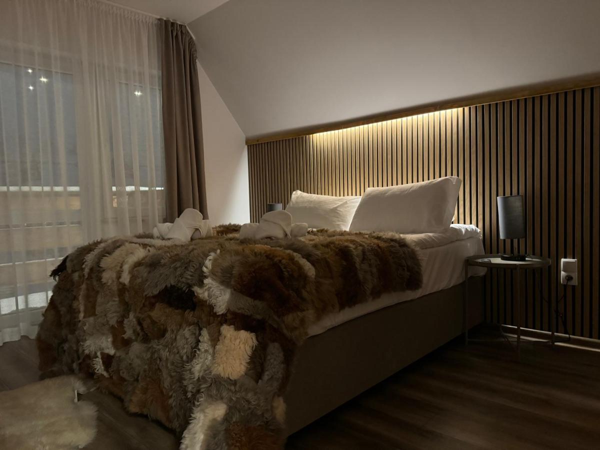 Doppelzimmer mit Balkon