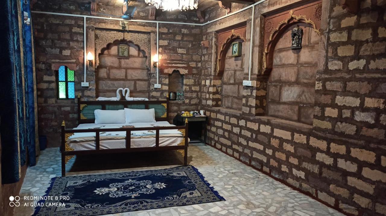 B&B Jodhpur - Shangri-La The Heritage Haveli - Bed and Breakfast Jodhpur