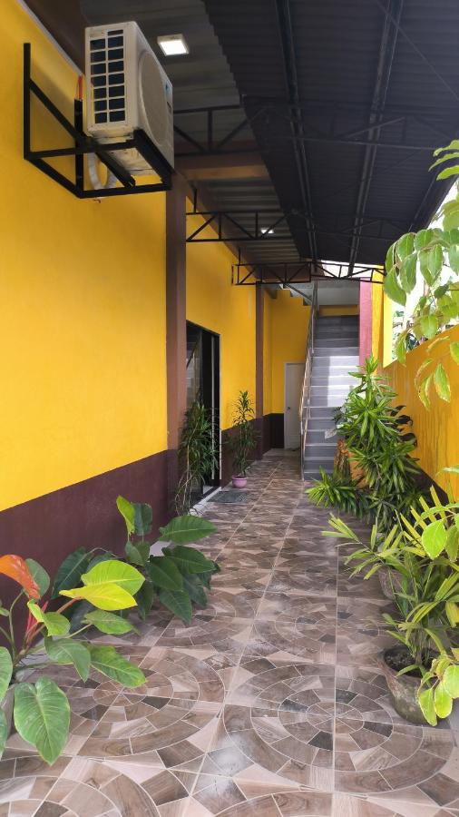 Eva's Guest House - Ferienwohnung