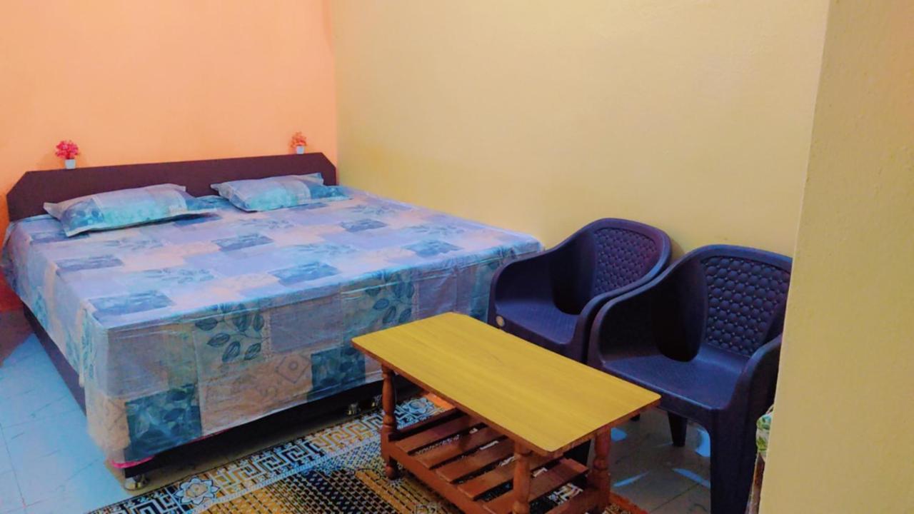 B&B Ujjain - Mahavir Home Stay - Bed and Breakfast Ujjain