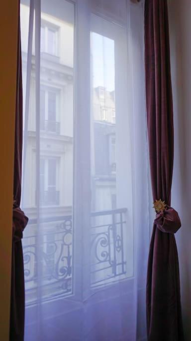 Studio Romantique Paris Moulin Rouge Montmartre - B&B