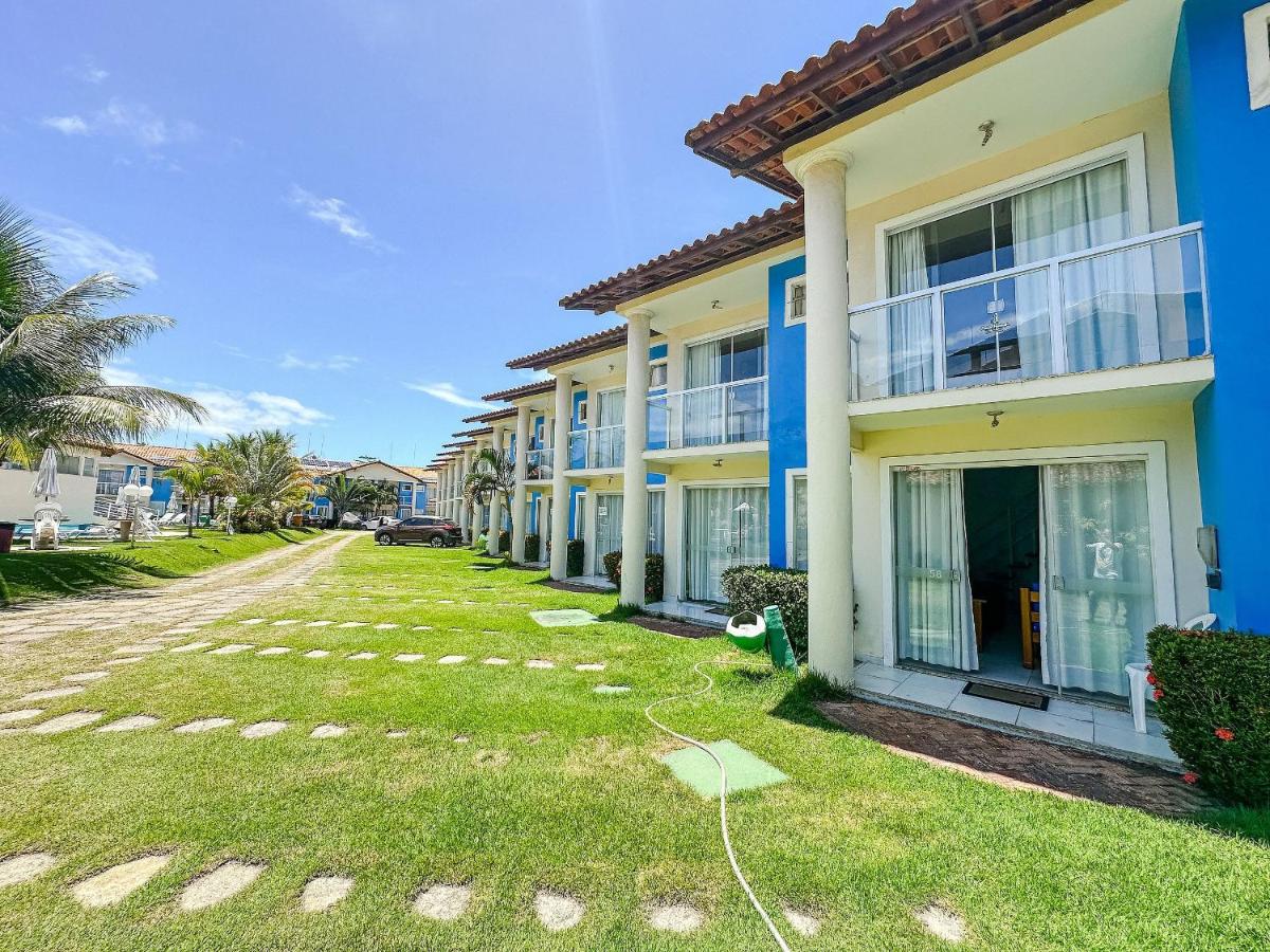 Casas no Residencial Mont Sião com 2 ou 3 suítes (todas com ar condicionado) condomíno a poucos metros da praia de Taperapuã (Axé Moi), com 2 piscinas adulto, 2 infantil, sauna e 2 portarias, casas com internet privativa 300MBPS - B&B