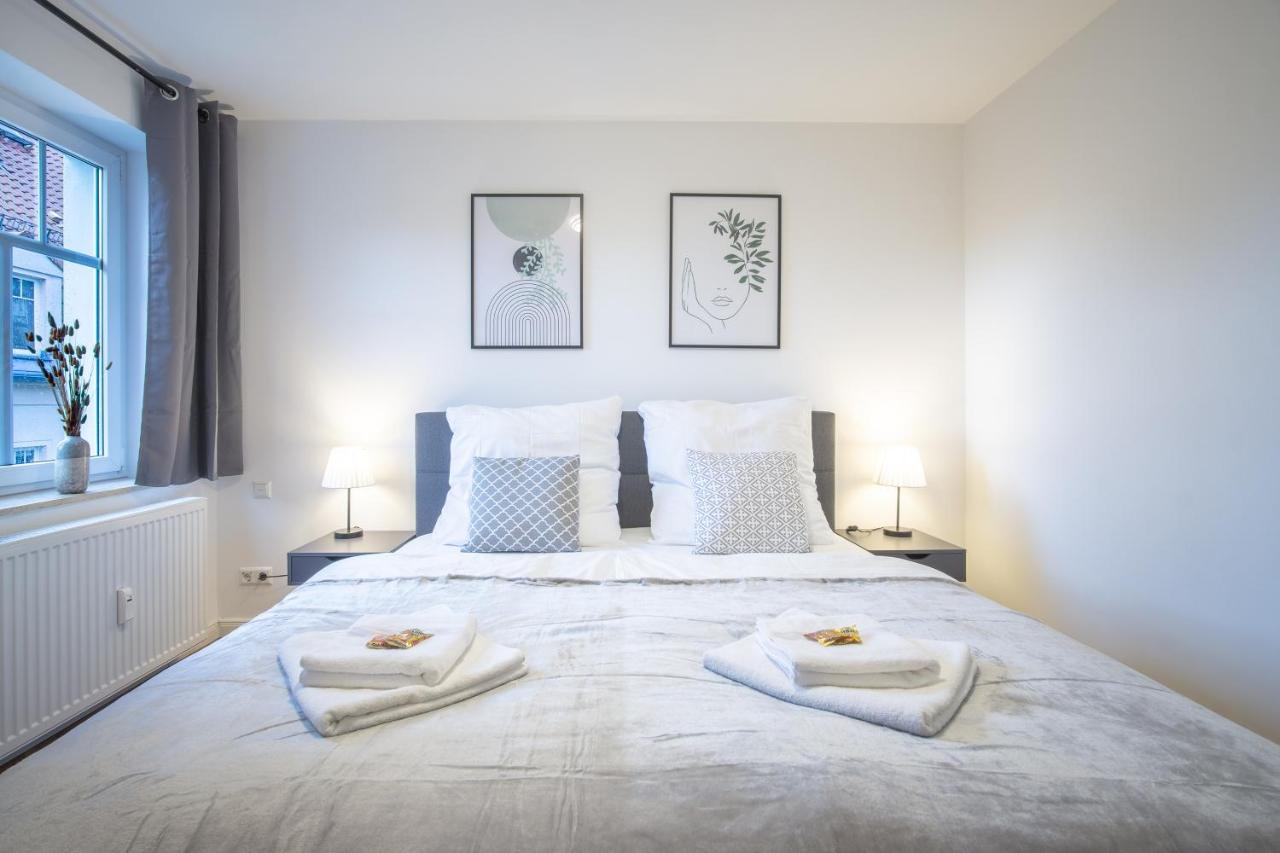 B&B Dresde - CoView - ruhige Design Wohnung - 2 Schlafzimmer - voll ausgestattete Küche - Bed and Breakfast Dresde