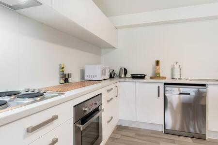 Wanaka 'Mount Iron Studio' with private terrace - B&B Wanaka