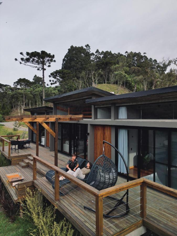 Villa Siena conforto nas alturas Casa com 2 suítes 2 banheiras de imersão vista maravilhosa a 1300m de altitude - B&B Urubici