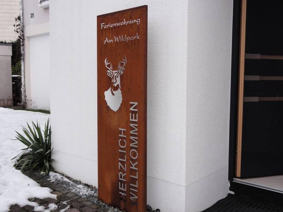 B&B Heidenheim - Ferienwohnung am Wildpark HDH - Bed and Breakfast Heidenheim