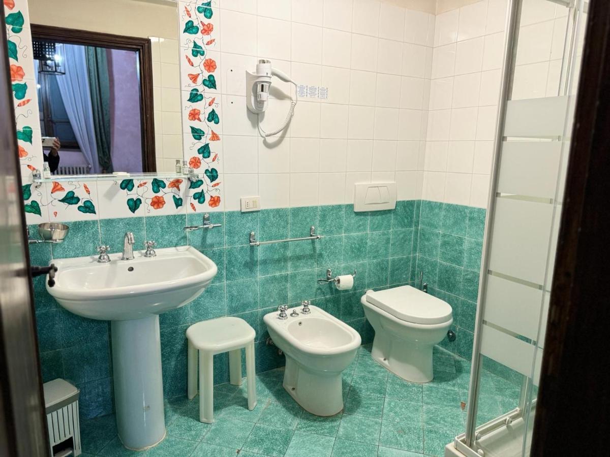 Luxury Corte dei Nobili - B&B Lucca
