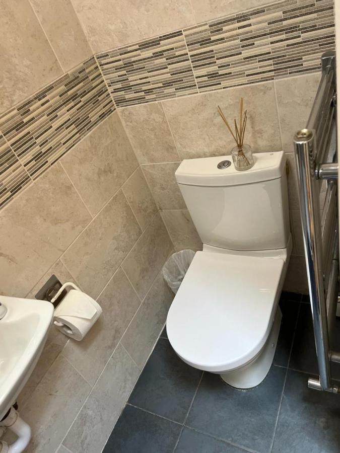 Anazing Studios 2 - North East London - Chingford - B&B