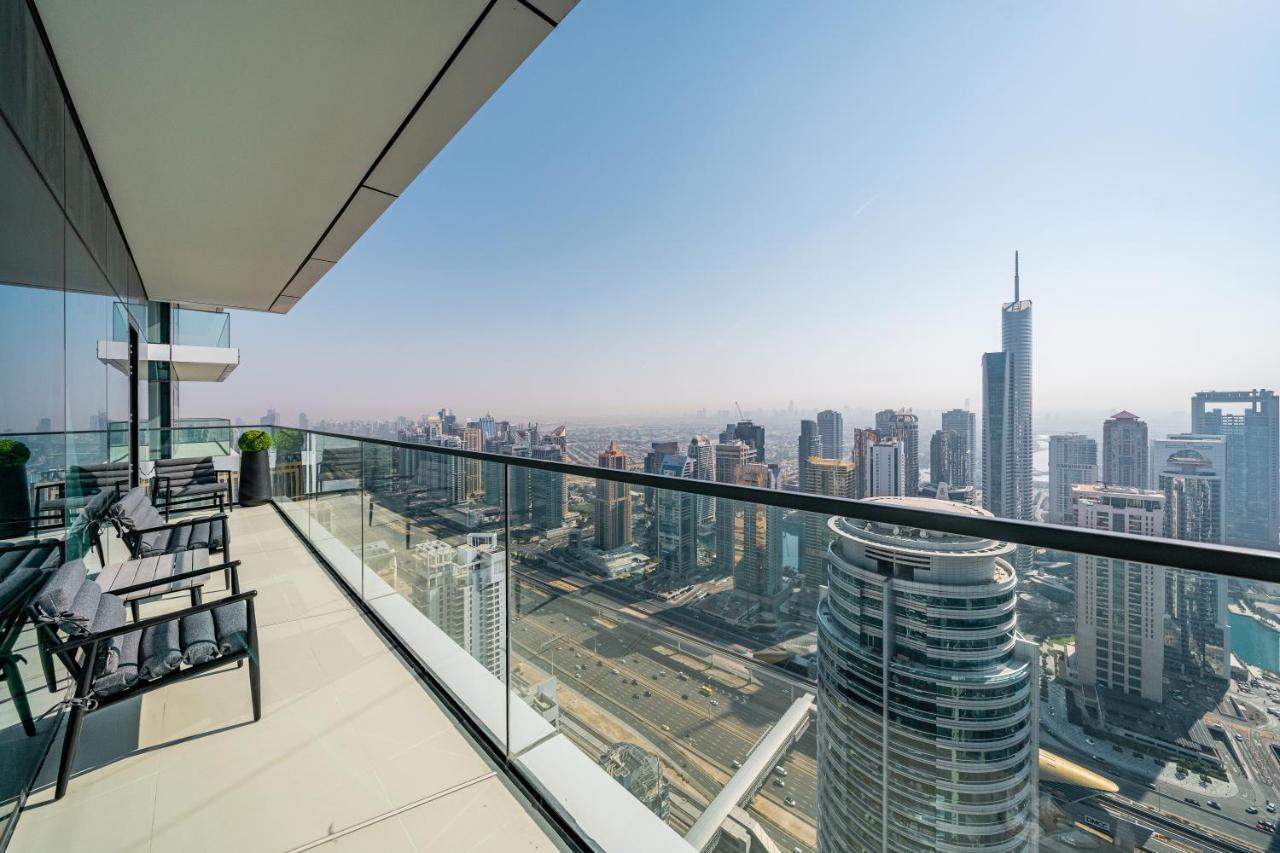 VIDA Marina 2BR High-Floor City Views Near Metro - B&B