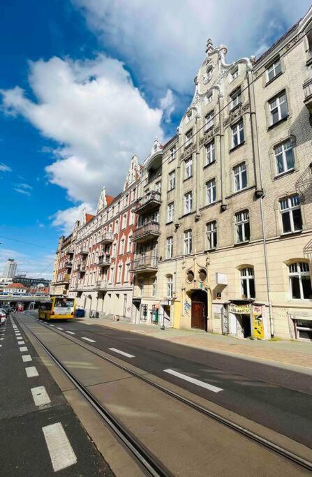 Hans & Greta Klimatyczny Apartament w sercu Katowic - B&B