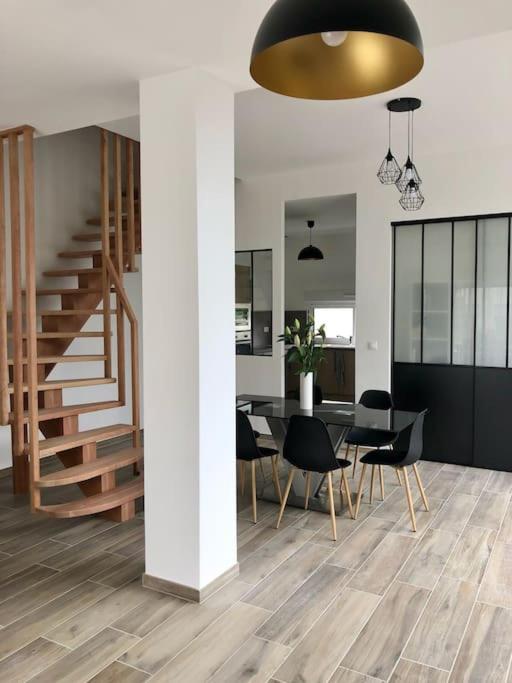 Grange 5 minutes du centre-ville et gare avc wifi - B&B
