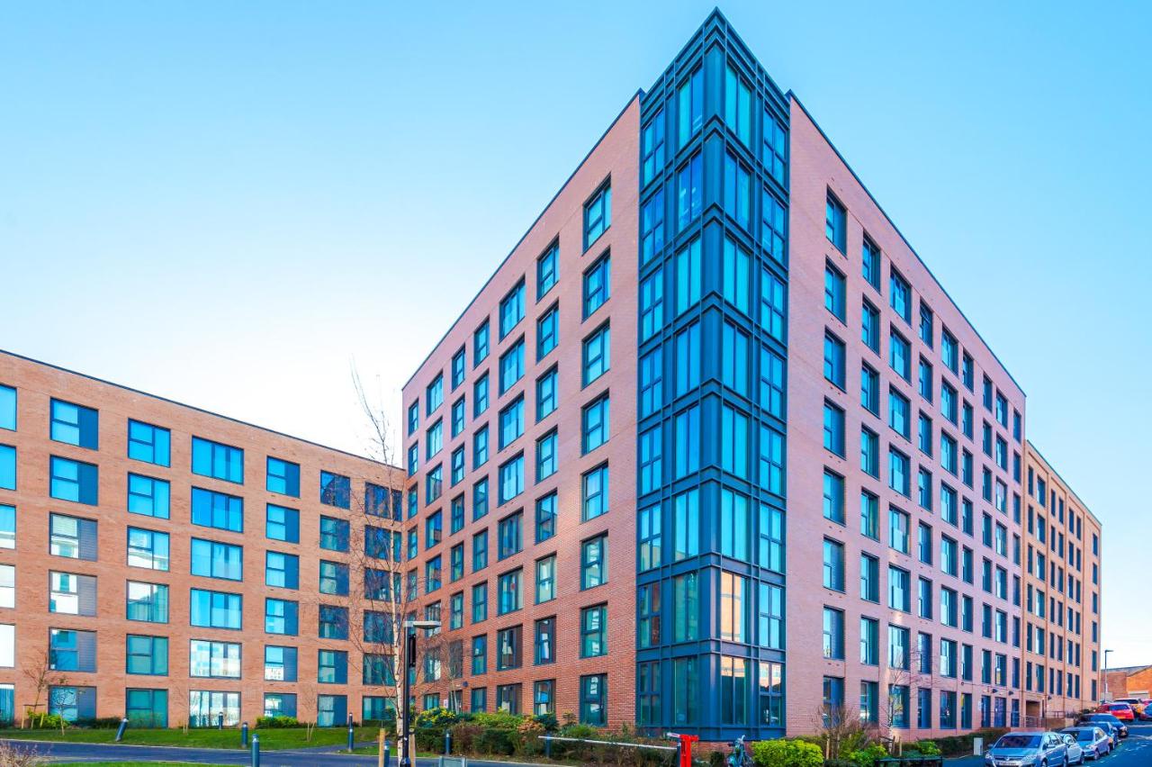 The Axium Suite- Free Parking, Near Station, City Center, Fast Wifi, up to 6 People! - B&B