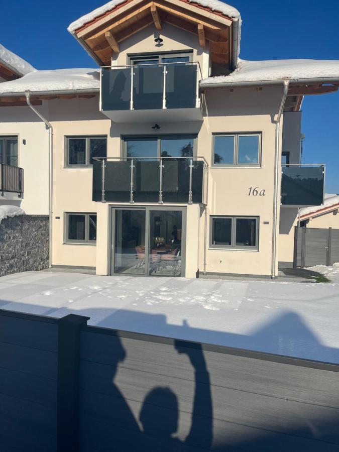 UNiQE I 90qm I Bergblick I 3 Balkone I seenah - B&B