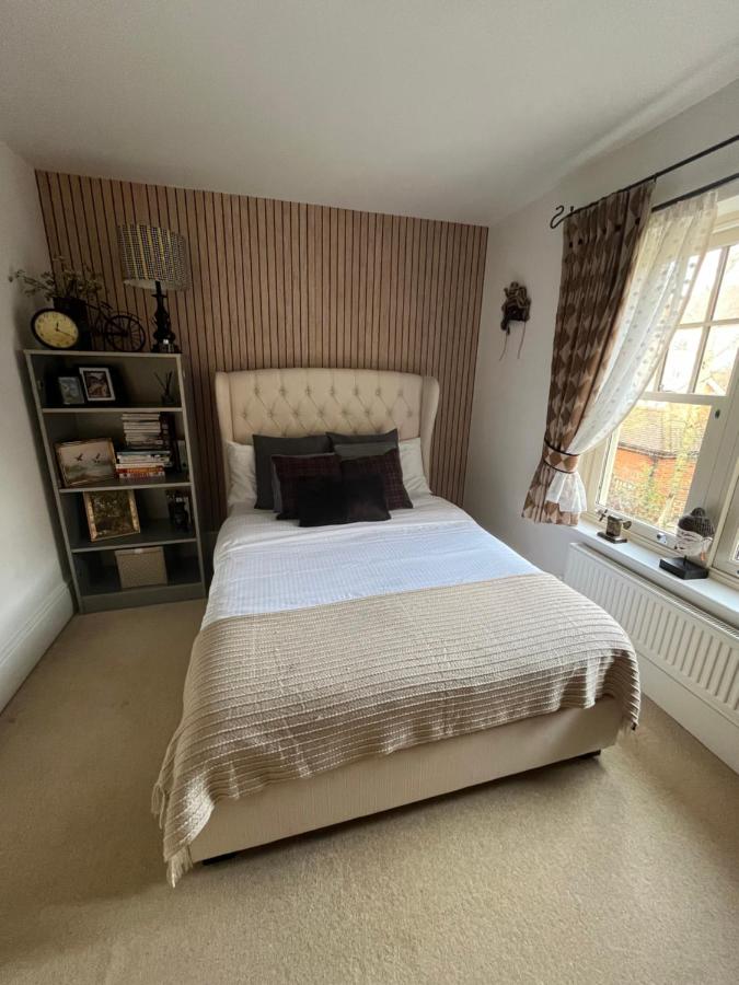 Coral Gables - B&B Northampton