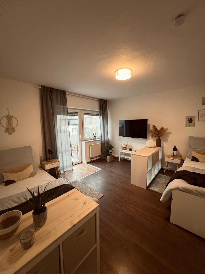 Große Apartments für Monteure - Dorsten - - B&B