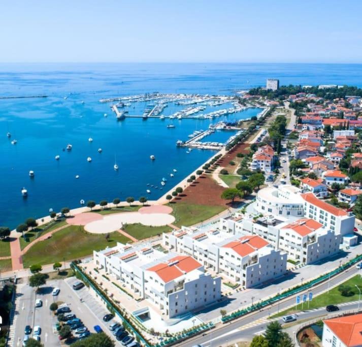 Garden Palace Apartment Umag - B&B Umago