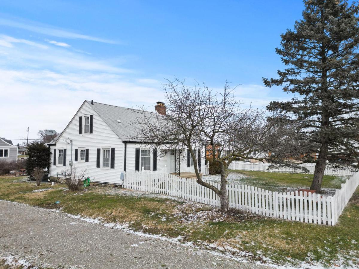 Charming Home in Speedway - B&B Indianapolis