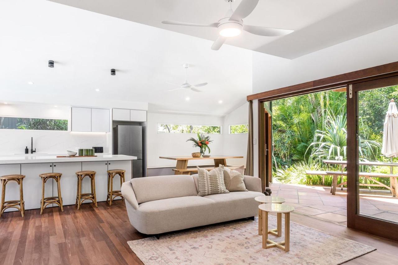 Green Dragon - B&B Byron Bay