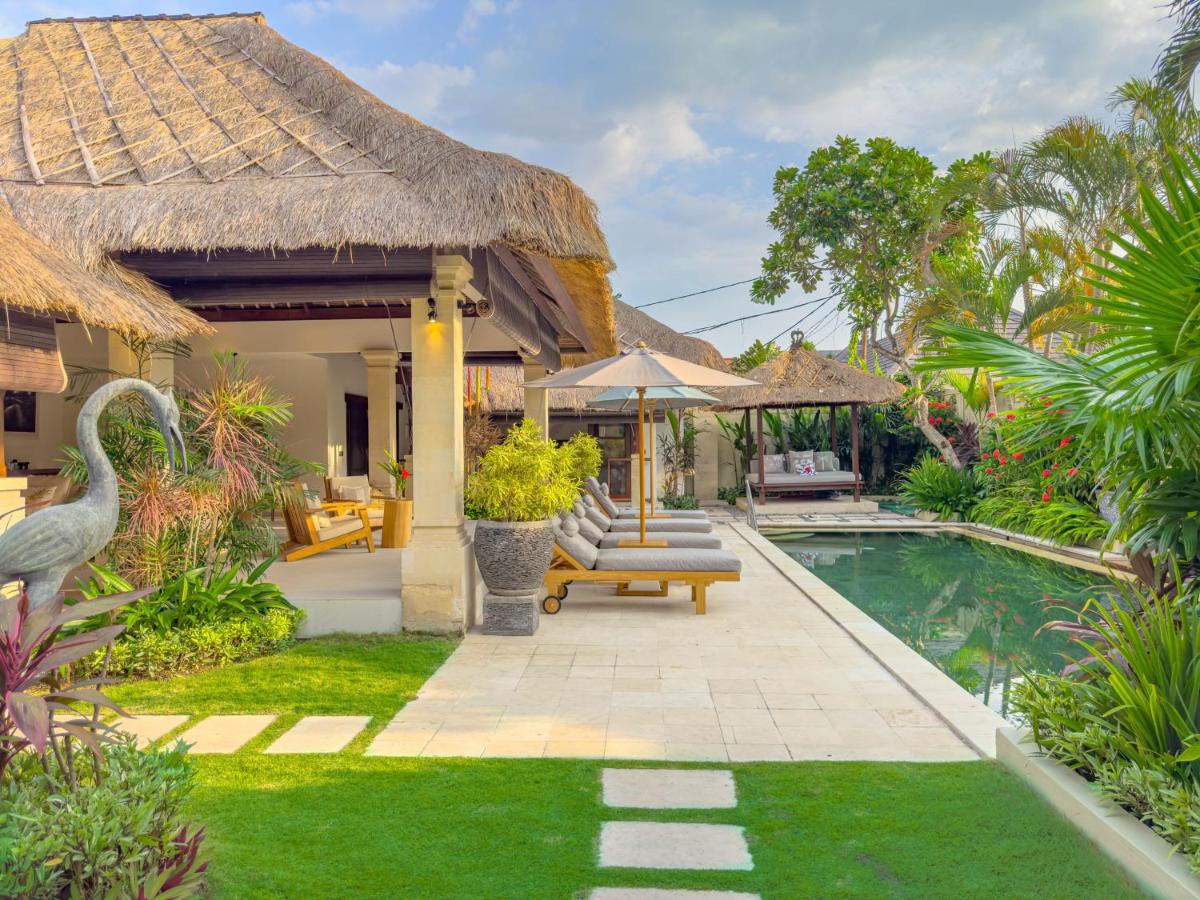 Santi Villa met 4 Slaapkamers en Bubbelbad