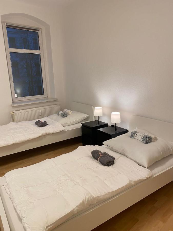 Brandneue Monteurswohnungen für 5-6 Personen in Magdeburg, teilweise mit Parkplatz - B&B