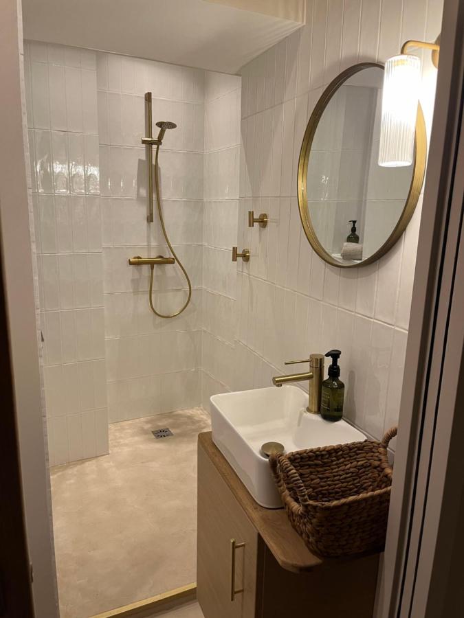 Maison Baudry Bethune - Bedroom - Bed and Breakfast
