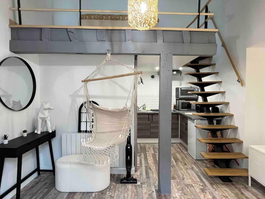 Duplex Place du Martroi - B&B