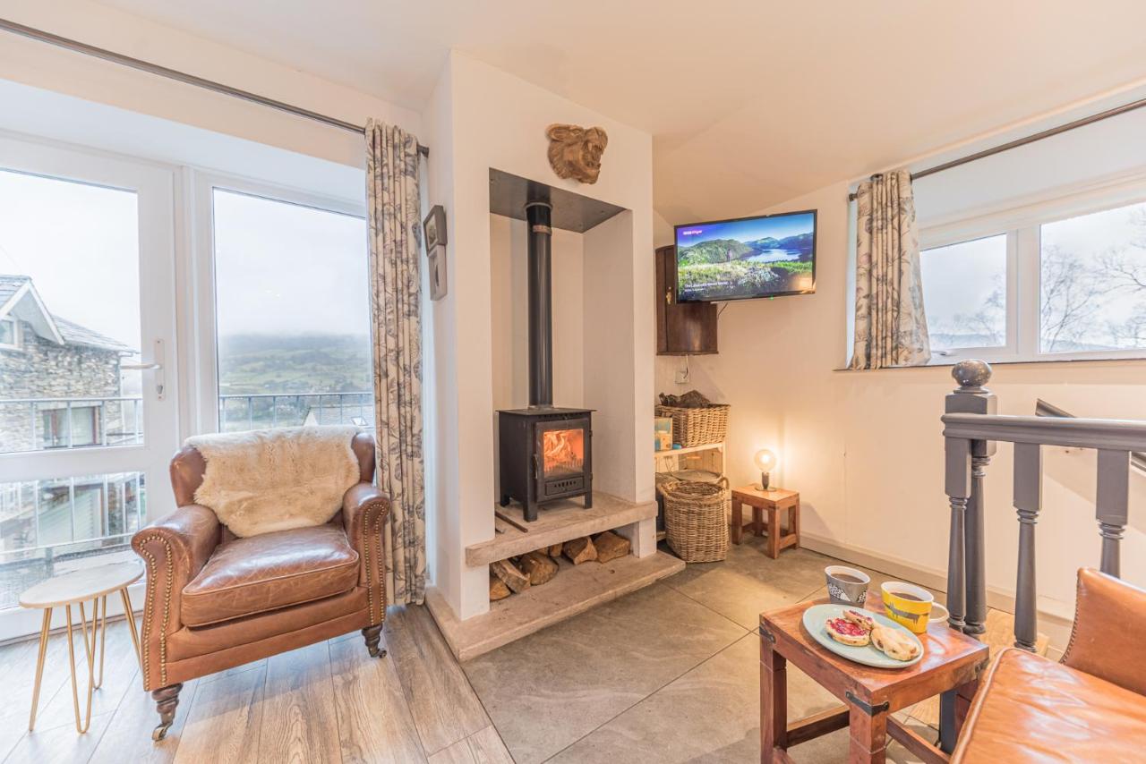 B&B Ambleside - Romantic getaway, little two bed, two bath barn conversion with amazing views and parking - Bed and Breakfast Ambleside