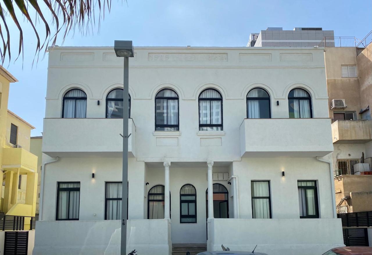 Yona 8 - Bed and Breakfast
