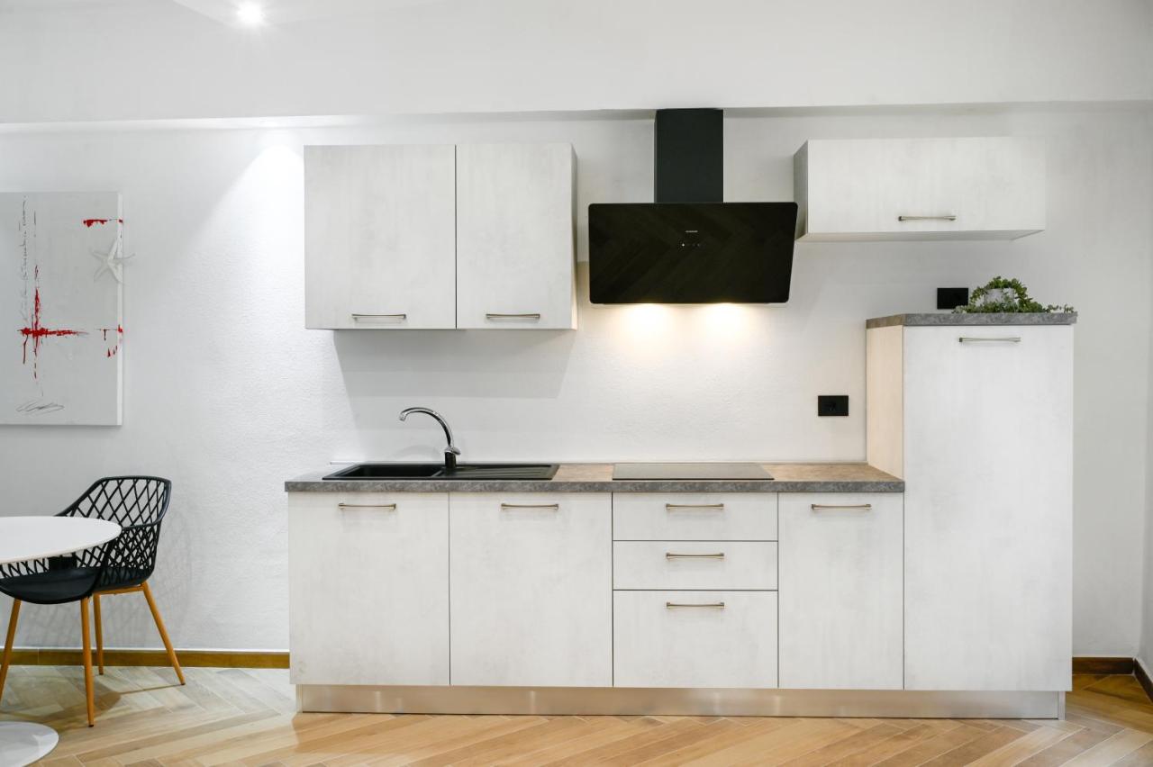 Studio Double Deluxe