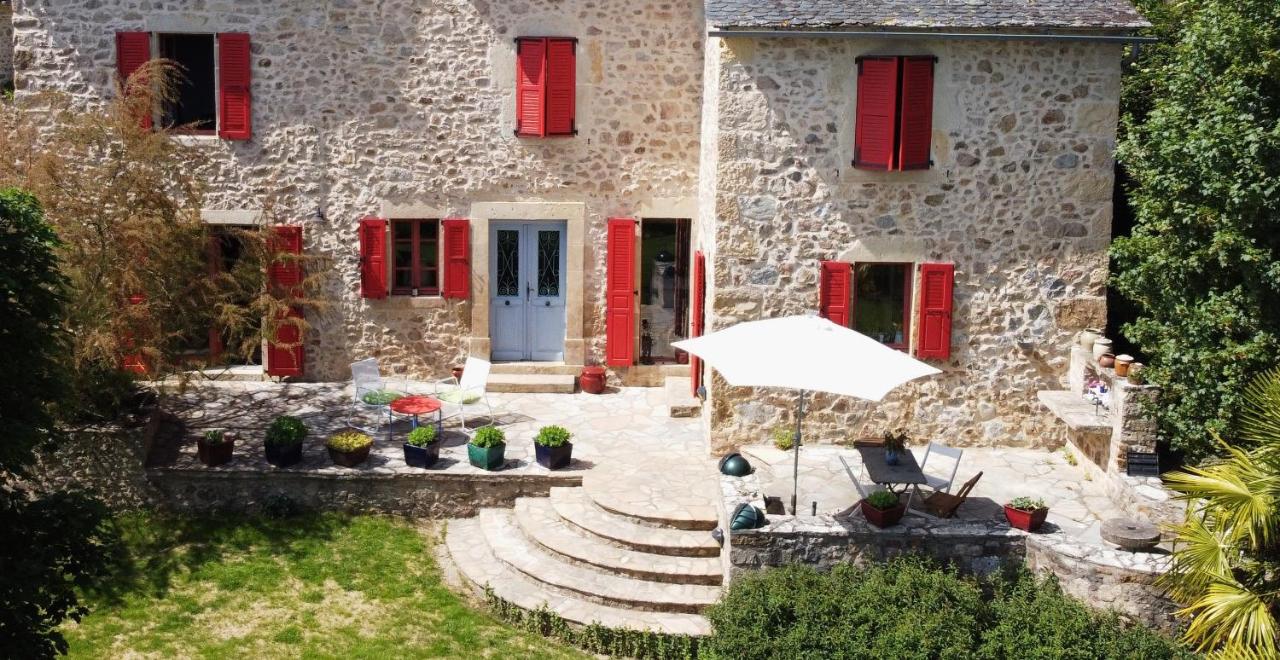 Maison de ferme, prairies sur la colline, étang - Ferienwohnung