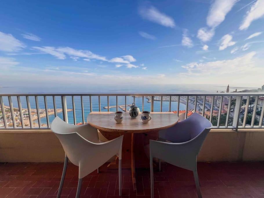 Menton - Vue panoramique exceptionnelle ! 4Pers - Chambres d’hôtes
