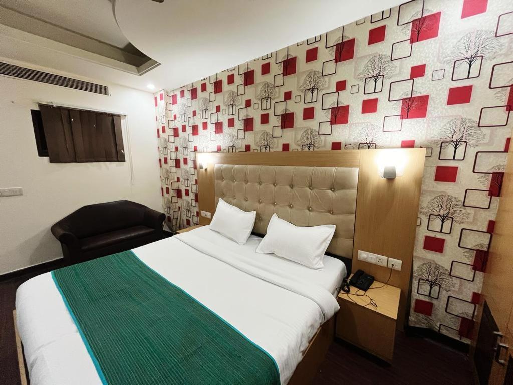 B&B New Delhi - Hotel Diamond Airport - Bed and Breakfast New Delhi