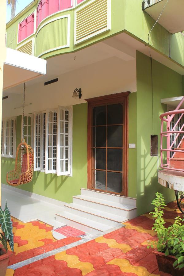Oshin Home Stay - B&B