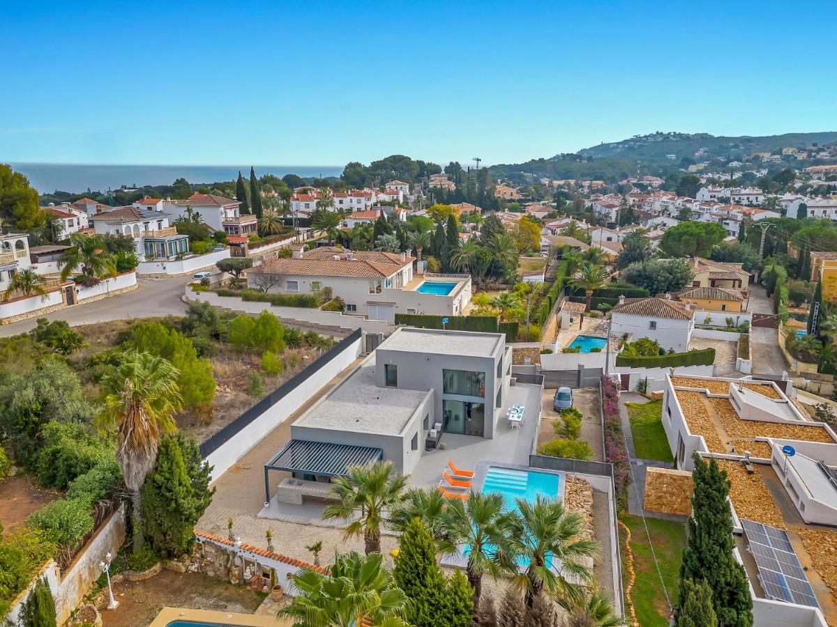 Casa Mieke Modern Villa Denia View of the Montgo Mountain - Chambres d'hôtes Denia
