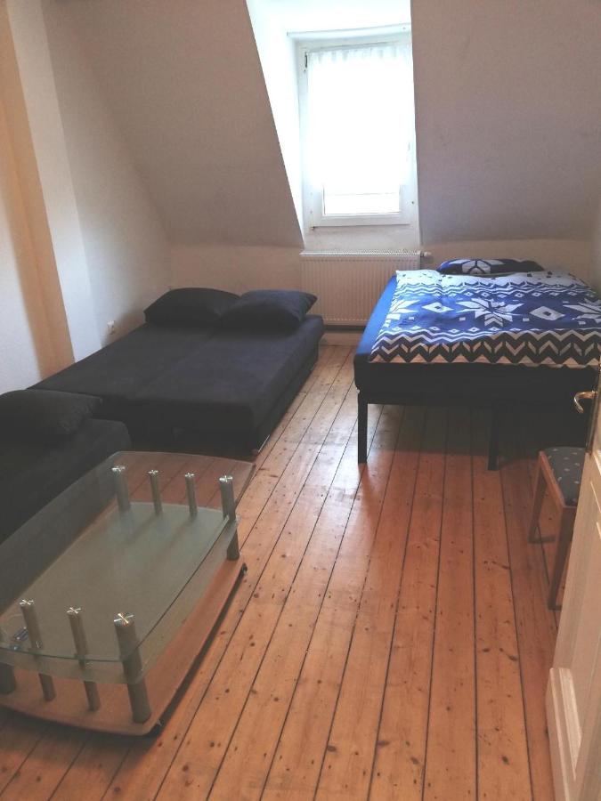 Economy Triple Room with Shared Bathroom