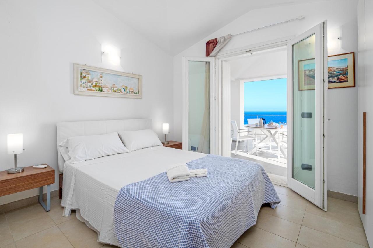 B&B Golfo Aranci - Villa Marconi Apartment 12 attico - Bed and Breakfast Golfo Aranci