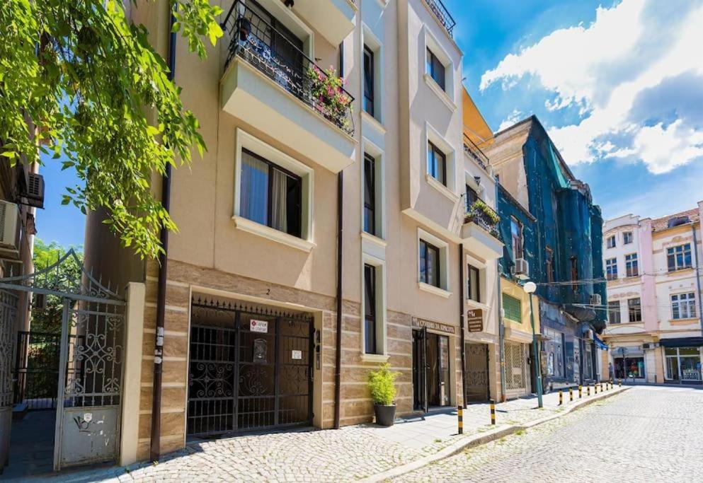 Apartment mit Balkon