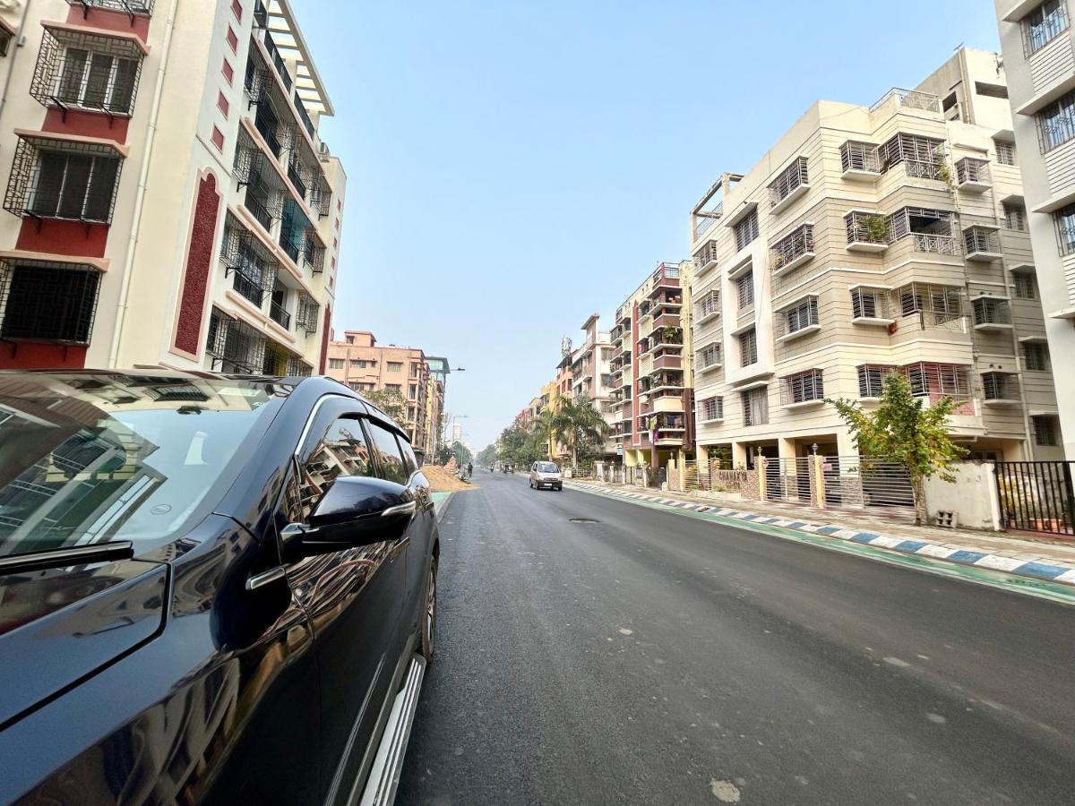 Exquisite 3BHK Apartment in the heart of Newtown beside Axis Mall, Action Area 1 - B&B