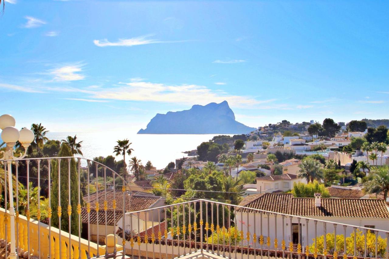 Joaquim - pri. pool villa with breathtaking sea views in Benissa - B&B Benissa