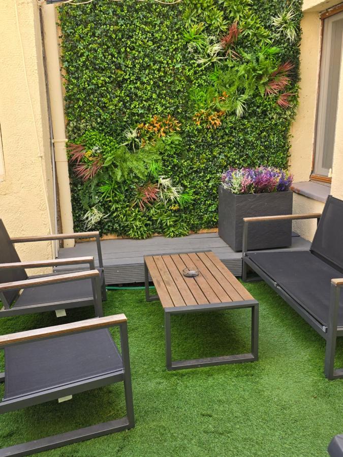 MAISON CLIMATISEE ,2 CHAMBRES, PARKING compris - Ferienwohnung