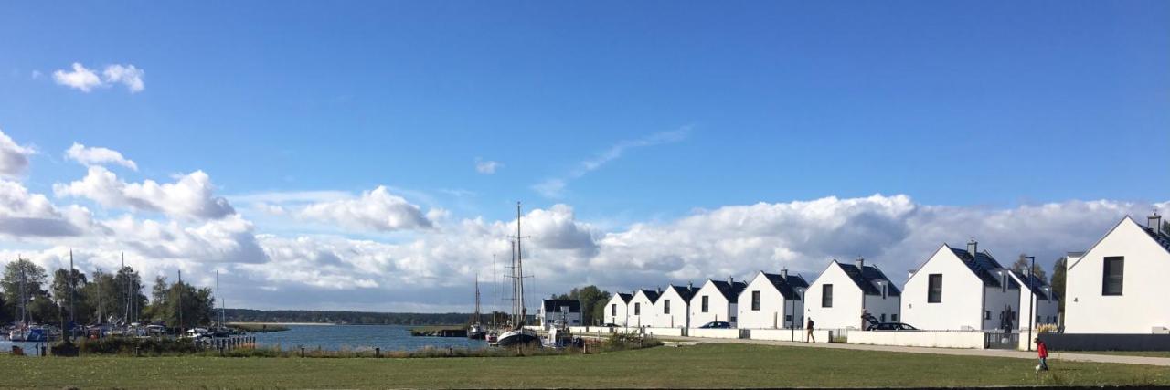 Exklusives FERIENHAUS im Yachthafen Peenemünde - mit Seeblick - B&B Peenemünde