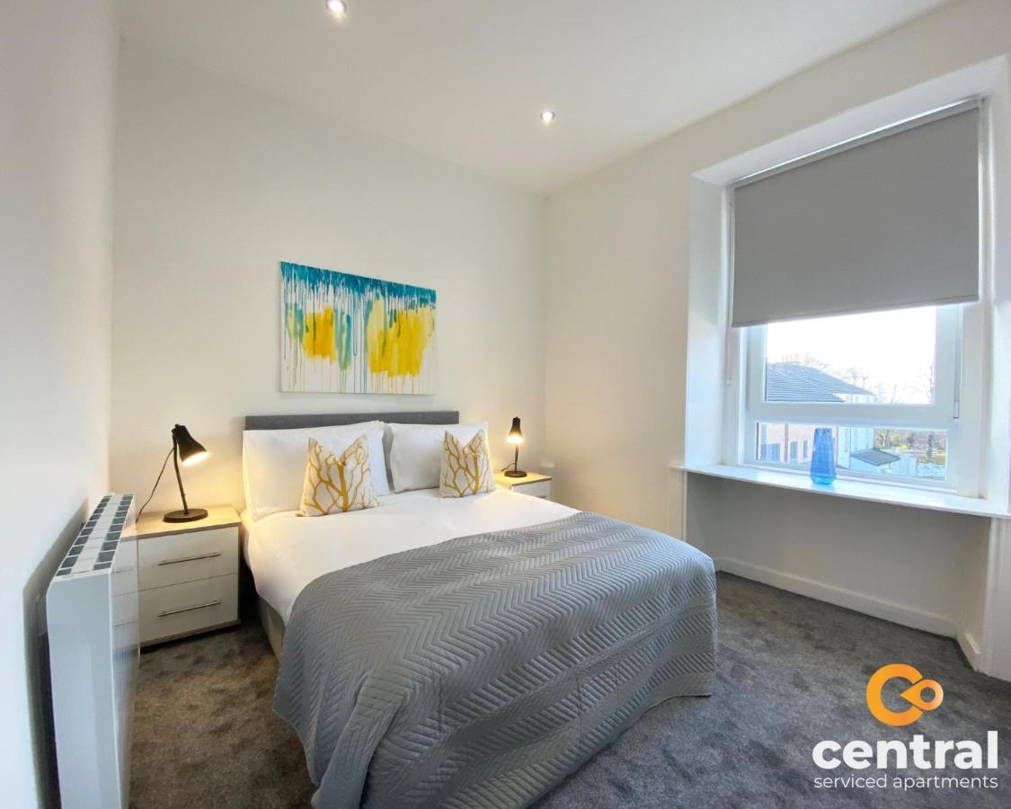 Lawson by CENTRAL SERVICED APARTMENTS - Cosy 1 Bedroom - Modern - Close to Transport Links - Quiet Neighbourhood - Fast WiFi - Fully Equipped - Smart TVs in All Rooms - Monthly Stays Welcome - FREE Street Parking - Ideal Relocation to Dundee Accommodation - B&B Dundee
